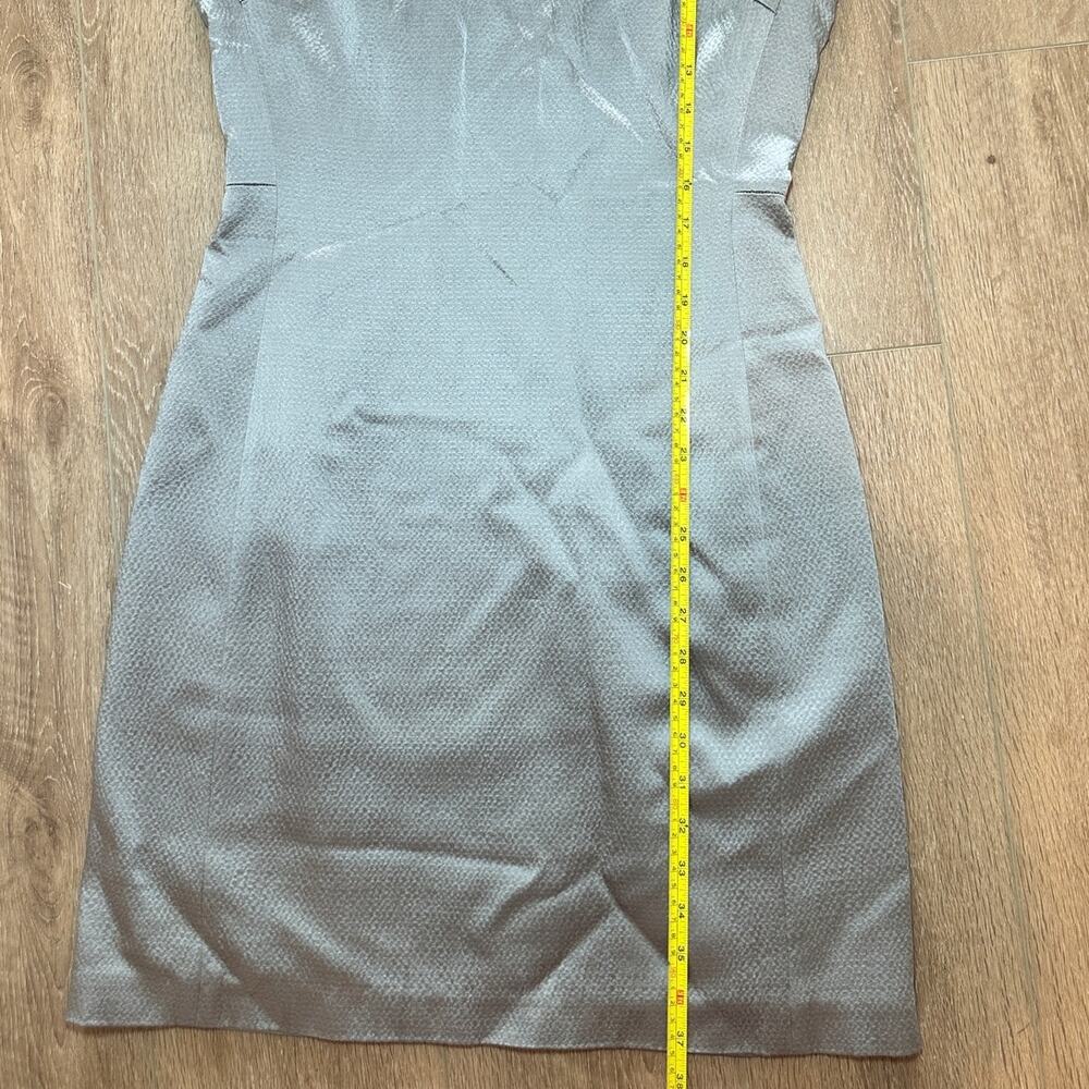 Dress - Picture 8 of 11
